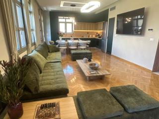 Penelope Luxury Suite, Historic Nearchou, Neoclassical Charm in Chania - 7