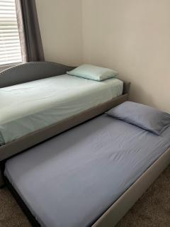 Hendrix Hospitality Suite - 4