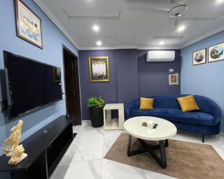 Comfort Corner Stay Bahria Lahore - 1