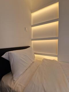 2 BR Modern Apartment in the Heart of Larnaca! - 9