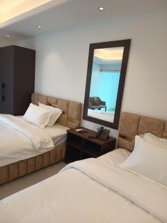 HOTEL GRAND NUR, Dhaka - 9
