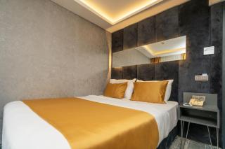 216 Silver Suite - 8