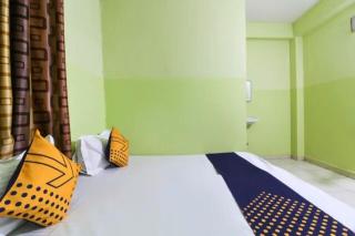 Star Guest House - 3