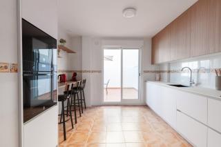 Casa completa en Gerena con patio privado y azotea - 2