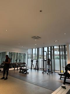 Mami's Cozy Studio at Airport Residential - 4