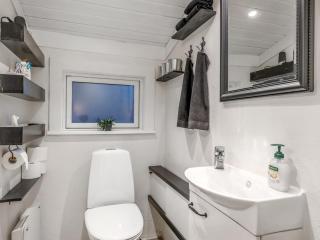 Holiday Home Esben - 15m from the sea by Interhome - 7