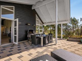 Holiday Home Tatania - 500m to the fjord by Interhome - 3
