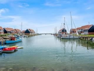Apartment Thorfin - 10m from the sea by Interhome - 6