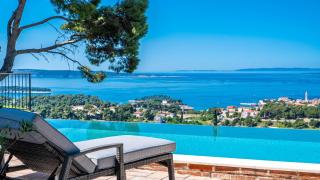 Vila Pantovcak with stunning views by Villas Guide - 0