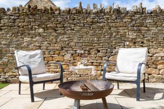 K Suites - Granary Cottage - 1