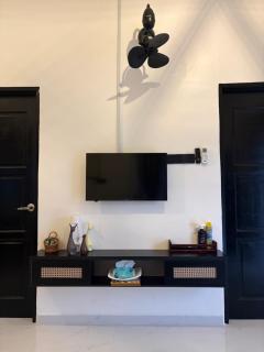 Sherry Home - 3