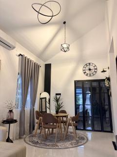 Sherry Home - 2