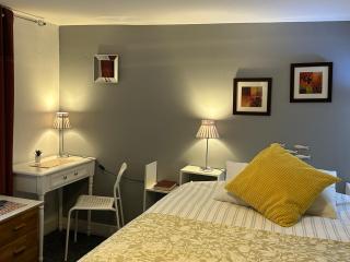 Beulah Serviced bedrooms - 9