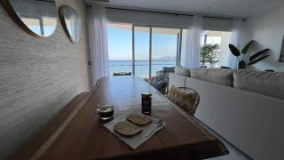 Upscale 3 bedroom front line sea with sunset view - 4