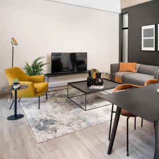 The Lineal 205 - Urban 1BR Escape in Sandton Rooftop Pool Access - 0