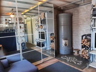 Idyllic wooden house apartment - 4
