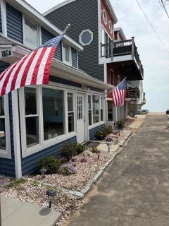 beachfront fully refurbished home - 8