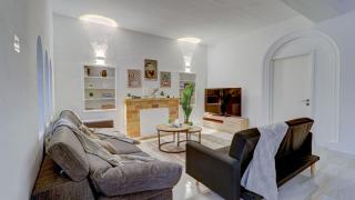 Stunning villa w Private pool TT table Sleeps 14 - 3