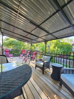Spacious 4BR Home, King Loft, Near Hospital, Downtown & Sporting Arena - 7