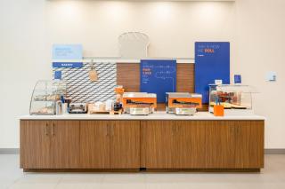 Holiday Inn Express & Suites Columbus - Polaris, an IHG Hotel - 7