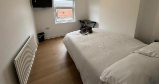 Modern Double Room - Smart TV - Fast WiFi - 2