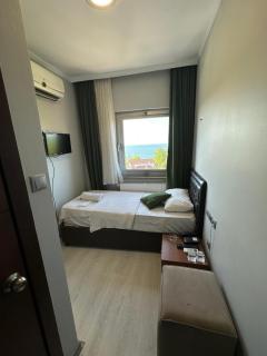 Ganita Life Hotel - 1