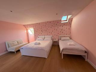 Sunshine three bedrooms Apartment - 8