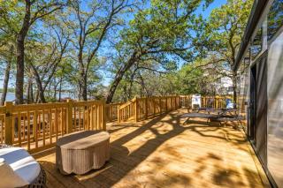 Private Lakeside RV Escape with Hot Tub - 5
