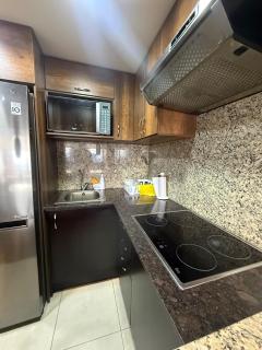 Condo, Amazing River View and Free Parking - 7