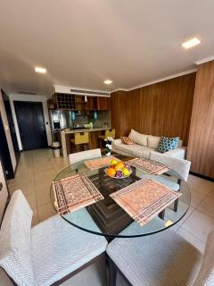 Condo, Amazing River View and Free Parking - 2
