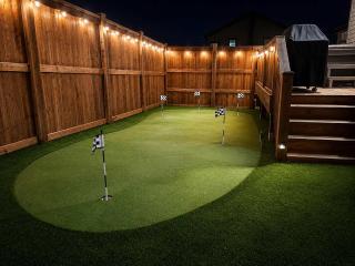 Modern Luxury Hot Tub Mini Golf Elevator Views - 7
