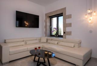 Villa Ioanna NC , an upper class accommodation - 7