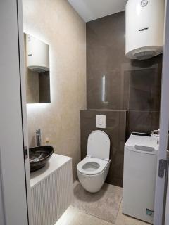 Cozy and Modern Apartment in Prishtina - City View - 4