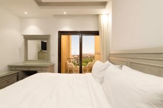 Pearl 2BDRM Apt in Des Rois, AUC, New Cairo - 7