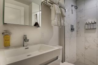 Hotel Hive - Washington, D.C. - 1