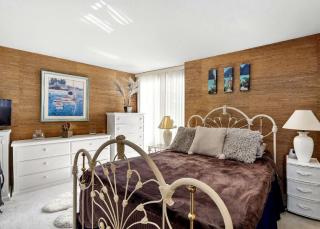 Three Bedroom Residence with Panoramic Water Views - 1
