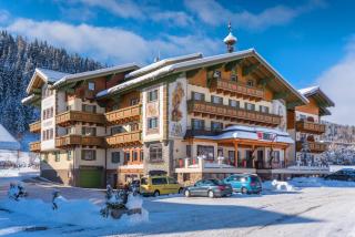 Hotel Taxerhof - Radstadt - 9