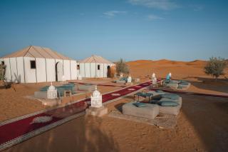 Roaming Desert Luxury Camp - 1