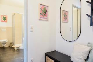 Stylisches Studio Apartment mit Balkon und privatem Stellplatz für bis zu 4 Personen nur wenige Minuten von der Innenstadt & Mosel entfernt - 1