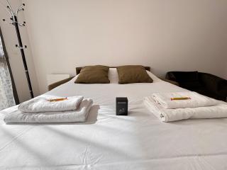 Le studio pop art logement neuf proche centre - 1