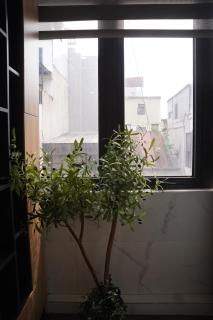Đường Thành - The Windie Home - Bright Corner Room - Overlooking Street - Hoan Kiem Lake - 4