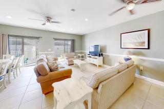 Coconut Grove 405 - 9