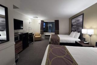 Super 8 by Wyndham Guelph - 3