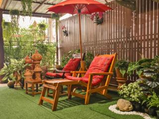 Aphilapa House - 9