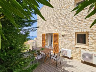 Maison 80m2 à 150 mètres de la mer avec balcon et terrasse vue panoramique sur le golfe de Saint-Florent - 5