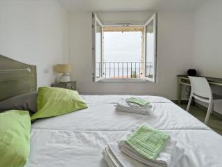 Maison 80m2 à 150 mètres de la mer avec balcon et terrasse vue panoramique sur le golfe de Saint-Florent - 2