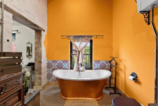 The Old Coach Keeper's House -Sleeps 11 with Sauna - 2