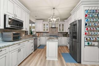 The Drover Home at Highland Village - 7