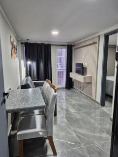 Excelente Flat 909 - 1