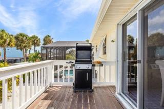 Beachside Bliss with Paddleboards, Bikes & Island Fun - Mystic Mandalay - Roelens - 5